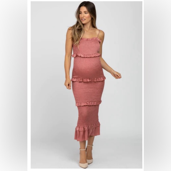 Pink blush maternity dress. Worn once. - Picture 1 of 1